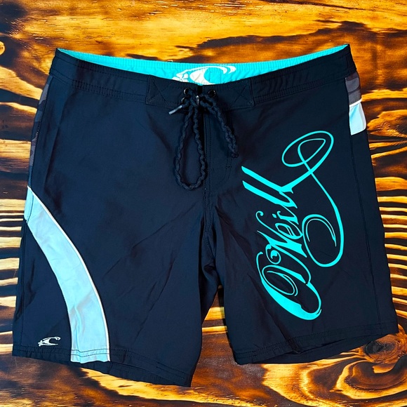 90s O’Neil Board Shorts | Size 7 (Small) | Retro y2k Look, Utility Pocket, Camo! - Picture 1 of 11